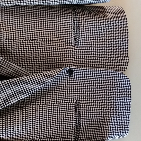 Vintage Houndstooth jacket by Giorgio Sant' Angelo. - Picture 8 of 9